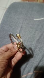 (Category: ) located in . Submitted by eh.john (Listing ID 1468312472, Image 1). Description: .