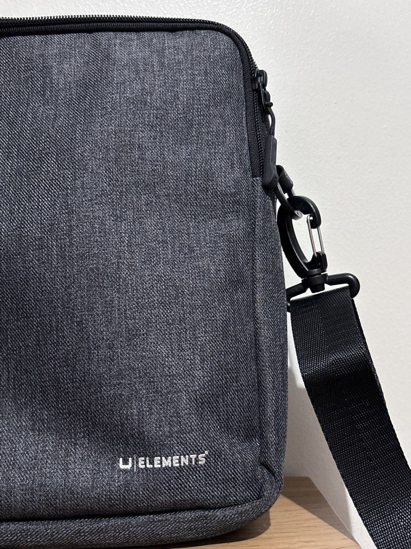 U Elements | Laptop Bag - 14 inches (Category: Laptop Bags & Sleeves) located in Makati City. Submitted by thehappykart (Listing ID 1468398156, Image 2). Description: WATER REPELLENT Specifications Dimensions: Length: 38 cm Width: 7 cm Height: 26.5 cm (14” size) Length: 41 cm Width: 7 cm Material: Premium Polyester Weight: 0.7 kg.
