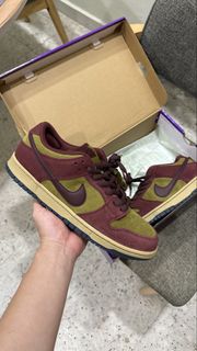 (Category: ) located in . Submitted by cendol_sneakers (Listing ID 1468291769, Image 1). Description: .