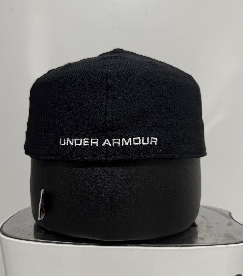 Under Armour Men's UA Blitzing Cap (Category: Caps & Hats) located in Naga. Submitted by tiindahunts (Listing ID 1468432906, Image 2). Description: From Dubai box! M-L.
