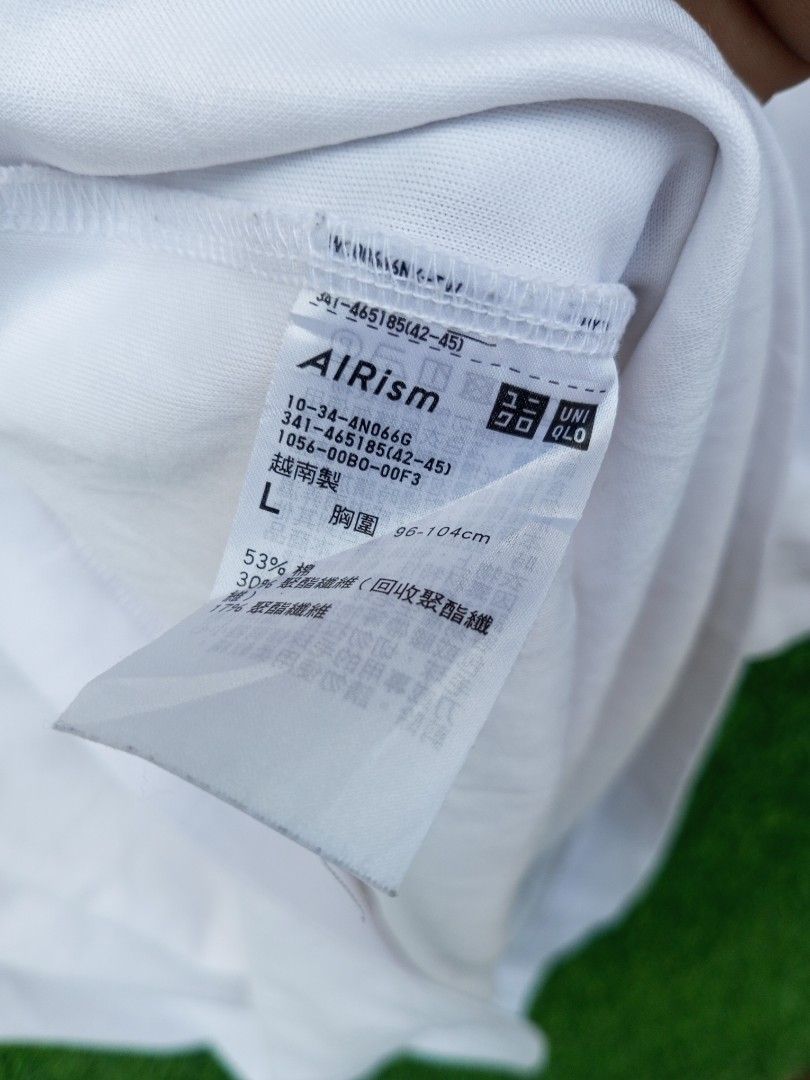 uniqlo (Category: Tshirts & Polo Shirts ) located in Santa Cruz. Submitted by romel_garments (Listing ID 1468438877, Image 3). Description: uniqlo airism excellent condition no issue newly wash large oversize length 28 width 23 Cr 10/10.
