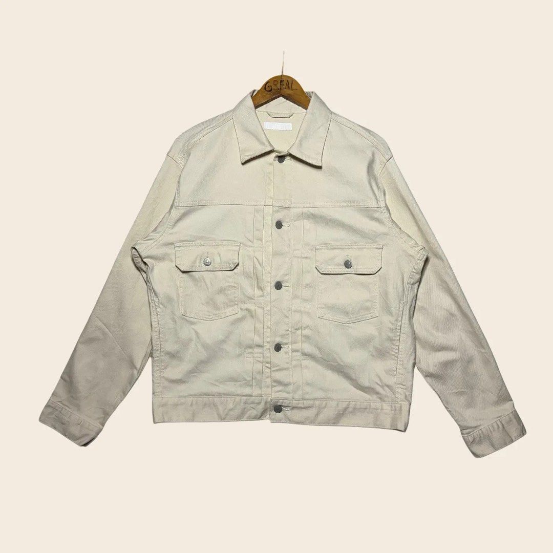 Uniqlo Denim Jacket Cream (Category: Coats, Jackets and Outerwear) located in Palompon. Submitted by paulrojas13 (Listing ID 1468298676, Image 1). Description: Size: Large (on tag) Dimensions: 22 x 25 Condition: As New Color Rate: 9.9/10 Issue: None.