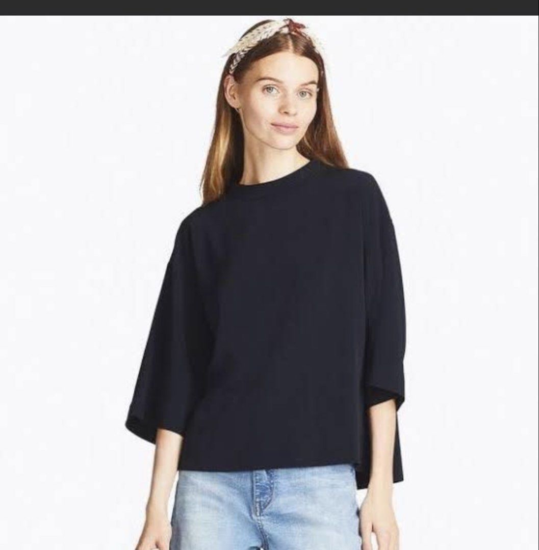 UNIQLO drape top (Category: Blouses) located in San Jose del Monte. Submitted by senorita_wella (Listing ID 1468313306, Image 1). Description: .