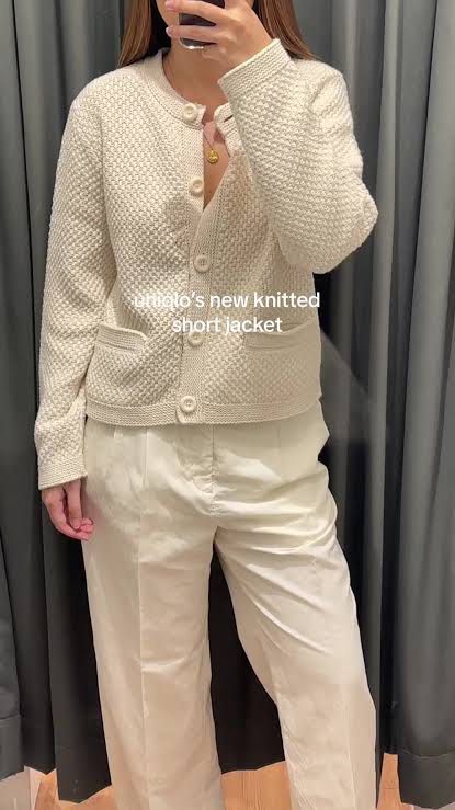 Uniqlo Kint Cardigan (Category: Coats, Jackets and Outerwear) located in San Fernando. Submitted by wintersummerboutique (Listing ID 1468440687, Image 1). Description: Uniqlo Knit Cardigan Small on tag Width 18 Length 19 Excellent condition Pampanga.