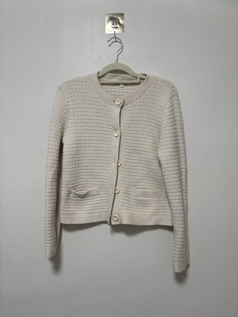 Uniqlo Kint Cardigan (Category: Coats, Jackets and Outerwear) located in San Fernando. Submitted by wintersummerboutique (Listing ID 1468440687, Image 3). Description: Uniqlo Knit Cardigan Small on tag Width 18 Length 19 Excellent condition Pampanga.