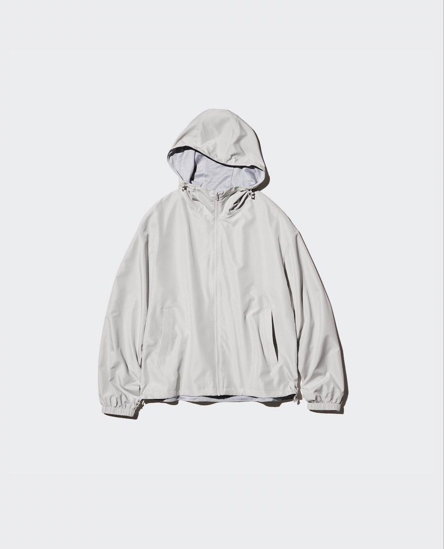 Uniqlo Reversible Parka Light Gray XL (Category: Coats, Jackets and Outerwear) located in Quezon City. Submitted by azarels (Listing ID 1468329702, Image 1). Description: Used in Taiwan only Size: XL + local sf 📍Quezon City.