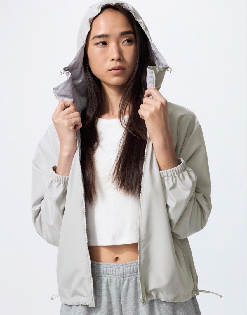 Uniqlo Reversible Parka Light Gray XL (Category: Coats, Jackets and Outerwear) located in Quezon City. Submitted by azarels (Listing ID 1468329702, Image 2). Description: Used in Taiwan only Size: XL + local sf 📍Quezon City.
