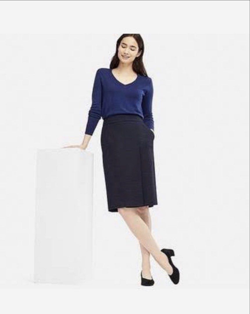 Uniqlo skirts (Category: Skirts) located in San Jose del Monte. Submitted by senorita_wella (Listing ID 1468417195, Image 1). Description: .