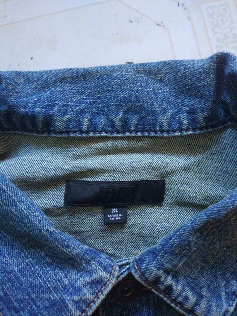 Uniqlo Washed Denim Jacket XL (Category: Coats, Jackets and Outerwear) located in Pasay City. Submitted by denimdude.ph (Listing ID 1468350593, Image 3). Description: distressing, last pics.