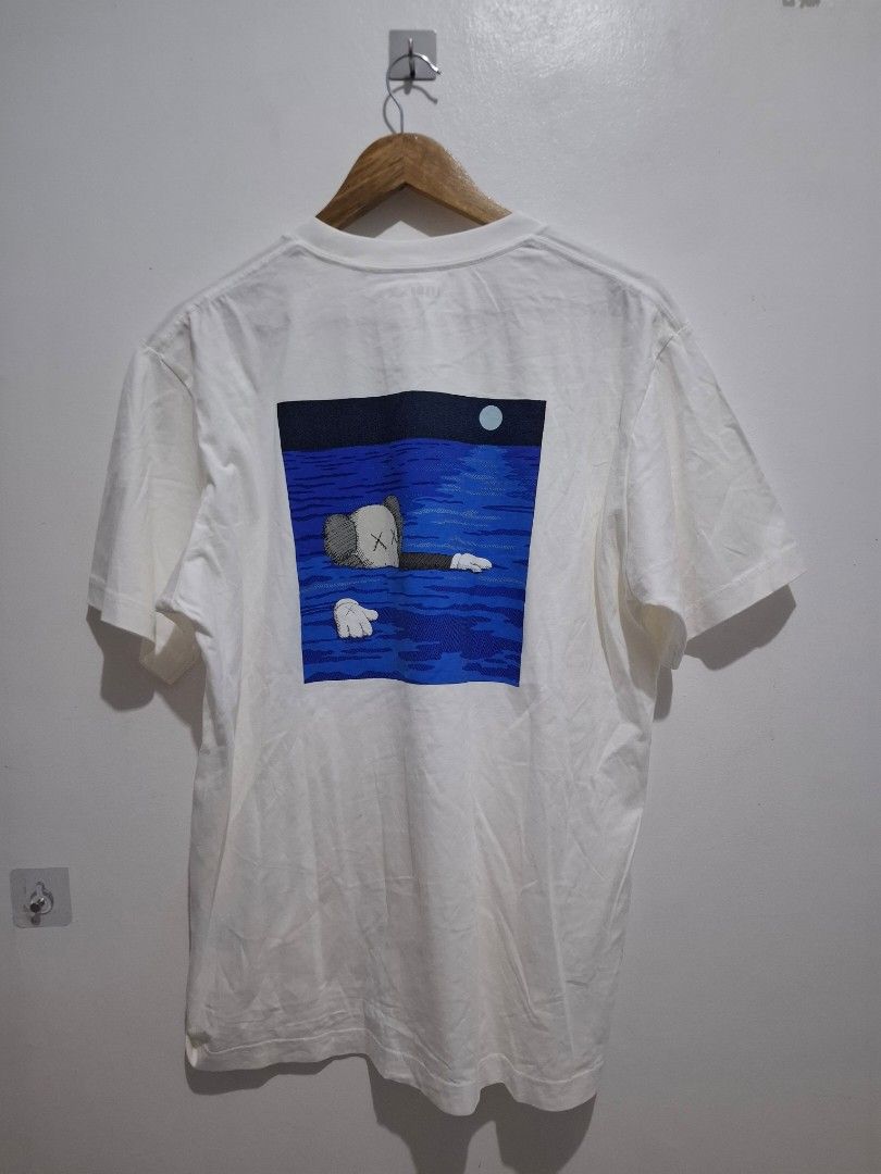 Uniqlo x kaws XL (Category: Tshirts & Polo Shirts ) located in Tarlac. Submitted by christopher.24 (Listing ID 1468315349, Image 2). Description: excellent condition legit.