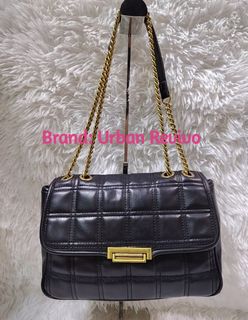 (Category: ) located in . Submitted by zhelcloset01 (Listing ID 1468303827, Image 1). Description: .