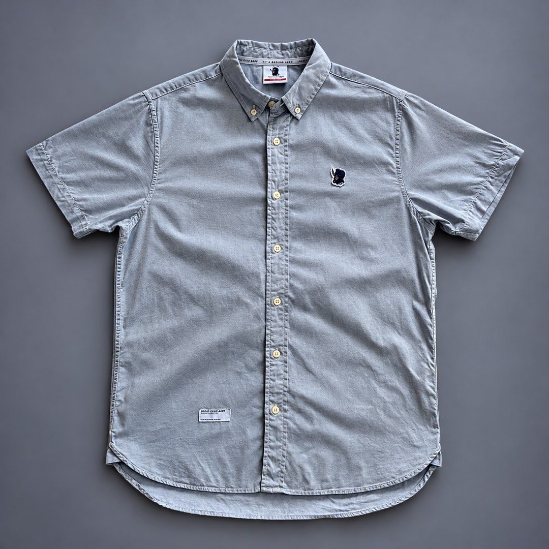 URSUS x IZZUE x BAPE POLO (Category: Tshirts & Polo Shirts ) located in Taguig. Submitted by clarrk95 (Listing ID 1468454096, Image 1). Description: Ursus Izzue Bape Polo Size: Medium (Tag) Length: 30inches Width: 20inches PRICE: ₱600 ONLY! NOTE: Made by A Bathing Ape ✅ very good condition ✅ add shipping fee ✅ ignoring LP inquiry Shipping: Lalamove | J&T | LBC Location: Taguig📍 Payment: Gcash | Bank | Cash FB: THRFT IG: thrft_25 DM for more deta
