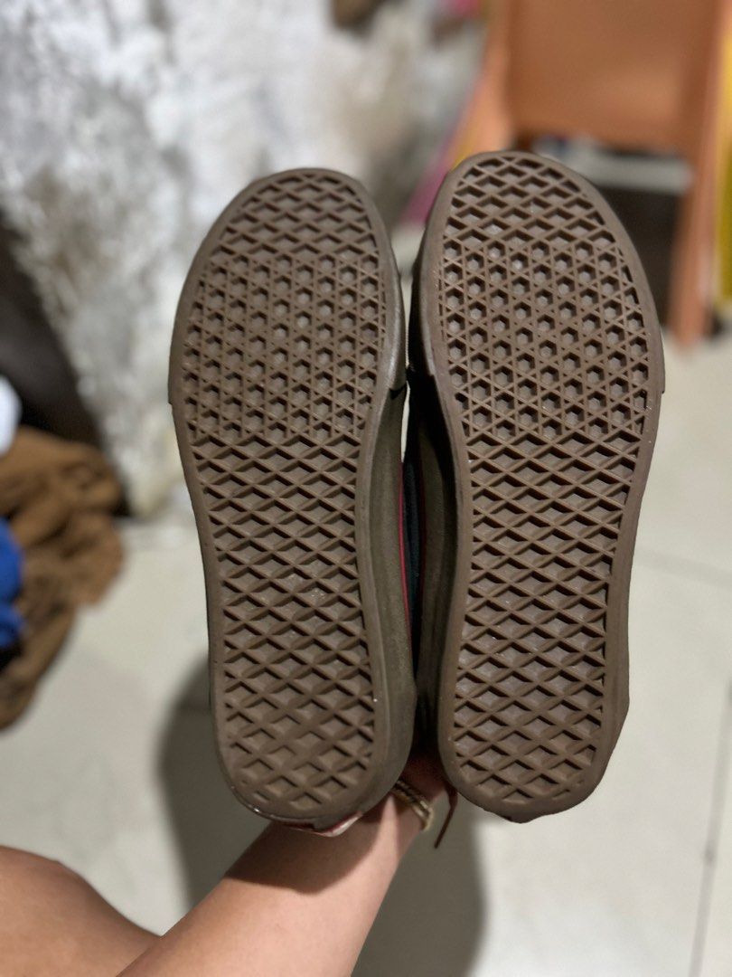 Vans (Category: Sneakers) located in Cebu City. Submitted by cyrilk1cks (Listing ID 1468324121, Image 3). Description: .