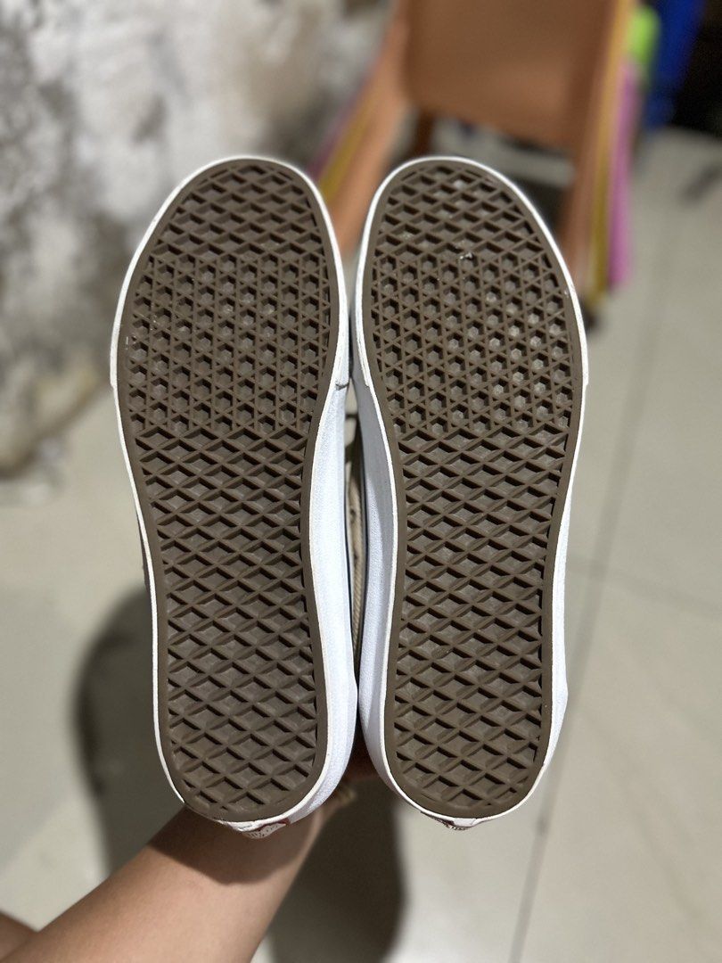 Vans (Category: Sneakers) located in Cebu City. Submitted by cyrilk1cks (Listing ID 1468324194, Image 3). Description: .