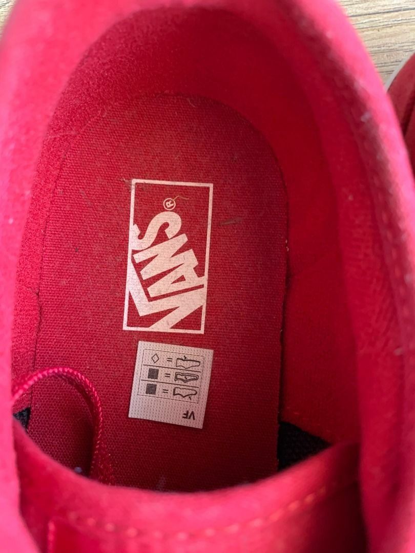 Vans Off The Wall Shoes (Category: Sneakers) located in Paranaque City. Submitted by ashleymaxine (Listing ID 1468416806, Image 3). Description: RFS: Decluttering, never used Vans “Off The Wall” Red US Size 6.5, fits size 7 100% AUTHENTIC Slightly negotiable No box Loc: Paranaque.
