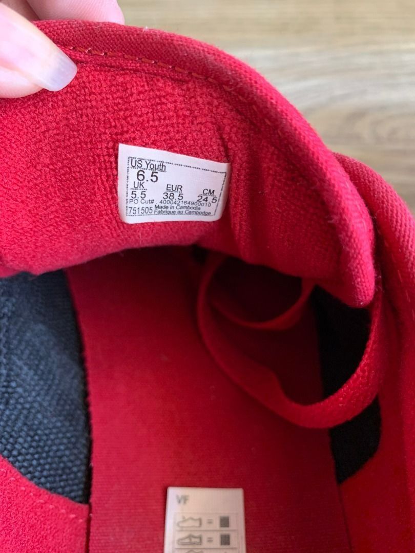Vans Off The Wall Shoes (Category: Sneakers) located in Paranaque City. Submitted by ashleymaxine (Listing ID 1468416806, Image 2). Description: RFS: Decluttering, never used Vans “Off The Wall” Red US Size 6.5, fits size 7 100% AUTHENTIC Slightly negotiable No box Loc: Paranaque.