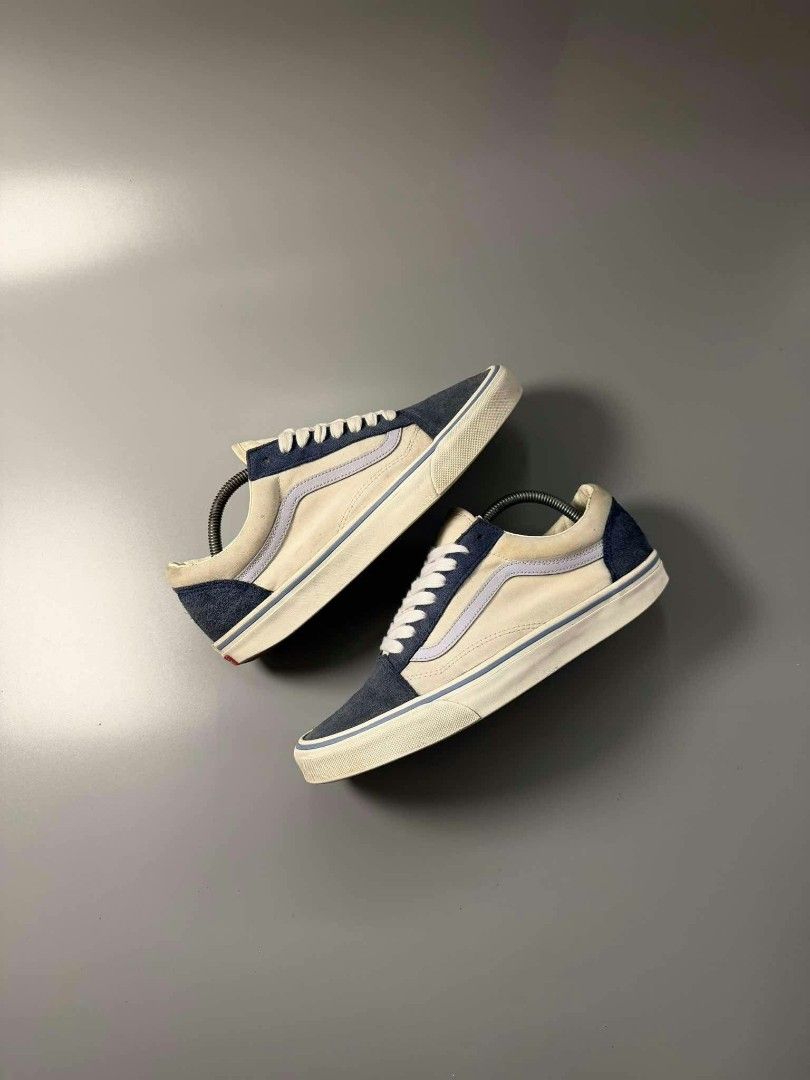 VANS OLD SKOOL (Category: Dress Shoes) located in Pasay City. Submitted by joe_thrift1 (Listing ID 1468437301, Image 1). Description: BAGONG BAGO PAPO MGA SIR/MADAM message lang po🥰.
