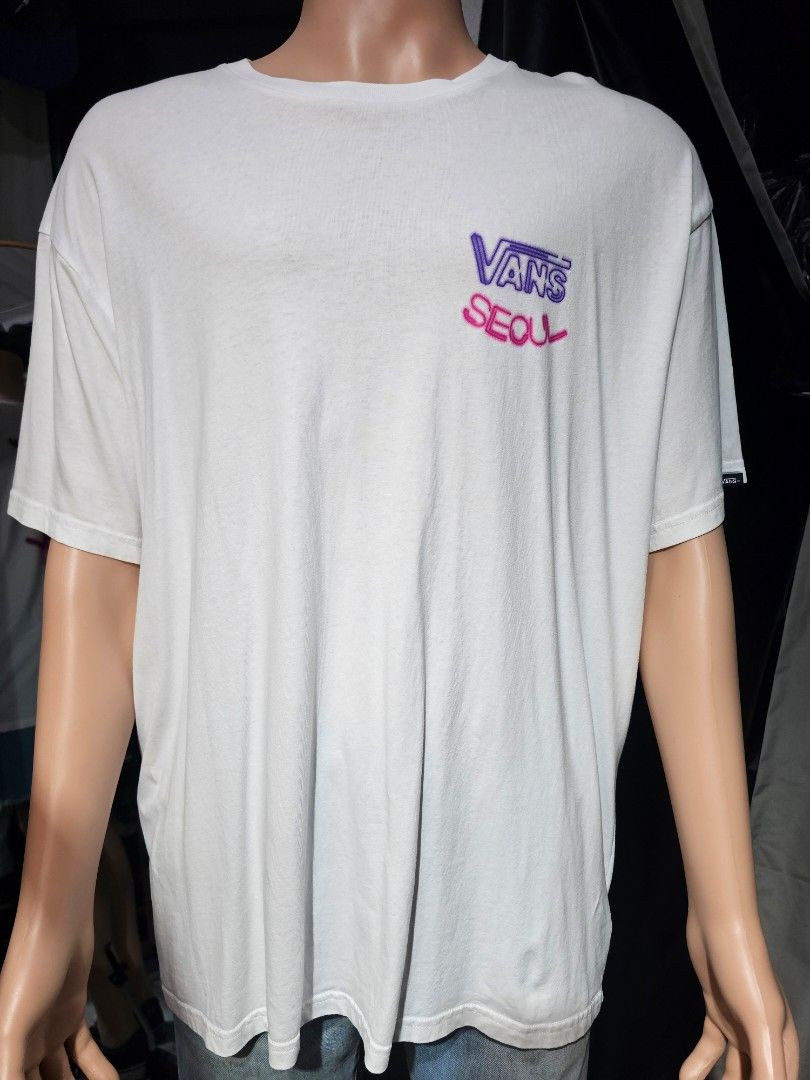 Vans Seoul Night T-Shirt (Category: Tshirts & Polo Shirts ) located in Baguio. Submitted by kayeonlineshop (Listing ID 1468334128, Image 2). Description: Vans Seoul Night T-Shirt (also known as the Seoul City Night SS Tee), a South Korea-exclusive graphic tee featuring a neon-style "Off the Wall / Vans / Open All Night / Seoul / 서울" back print.