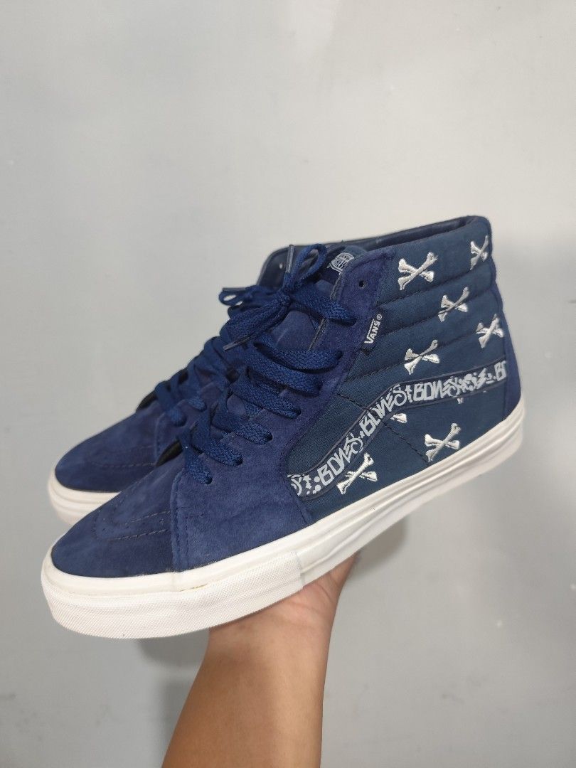 Vans Sk8-Hi WTPS Crossbone (Category: Sneakers) located in Manila. Submitted by tim.tim4 (Listing ID 1468320221, Image 2). Description: Vans Sk8 Hi Wtps Crossbone Size 10 used 1x 9/10 condi Price: 2k Meet: Tomas Morato or Cubao.