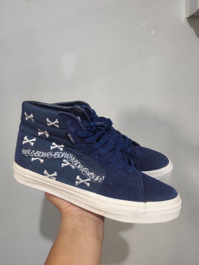 Vans Sk8-Hi WTPS Crossbone (Category: Sneakers) located in Manila. Submitted by tim.tim4 (Listing ID 1468320221, Image 1). Description: Vans Sk8 Hi Wtps Crossbone Size 10 used 1x 9/10 condi Price: 2k Meet: Tomas Morato or Cubao.