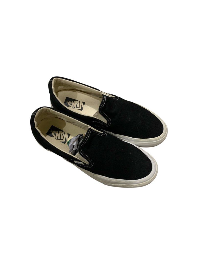 Vans Vault OG Classic Slip-on (Category: Sneakers) located in Buhi. Submitted by sneak_pick (Listing ID 1468307808, Image 2). Description: Vans Vault OG Classic Slip-on Size: 8.5US Men/ 10.0US Women’s Used Pair .