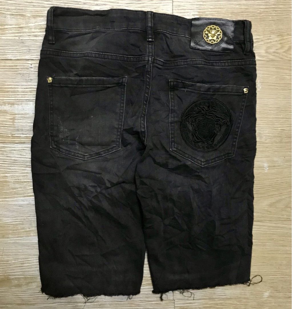 Versace Denim Short (Category: Shorts) located in Angeles City. Submitted by bashthriftstuff123 (Listing ID 1468402999, Image 2). Description: Versace Denim Short Size 29-30 Length 19.5 Verygood condi 499 + ship.