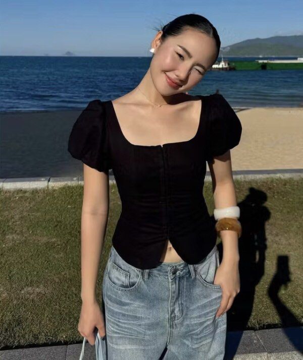 Vietnam Black Top (Category: Blouses) located in Imus. Submitted by trininnie (Listing ID 1468298057, Image 2). Description: Top from Vietnam Washed only, never worn outside Pass to low ballers Not for COD GCash or bank transfer Ggx or jnt or lalamove for SDD (Imus cavite).