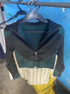 (Category: ) located in . Submitted by freshfindresale (Listing ID 1468287503, Image 1). Description: .