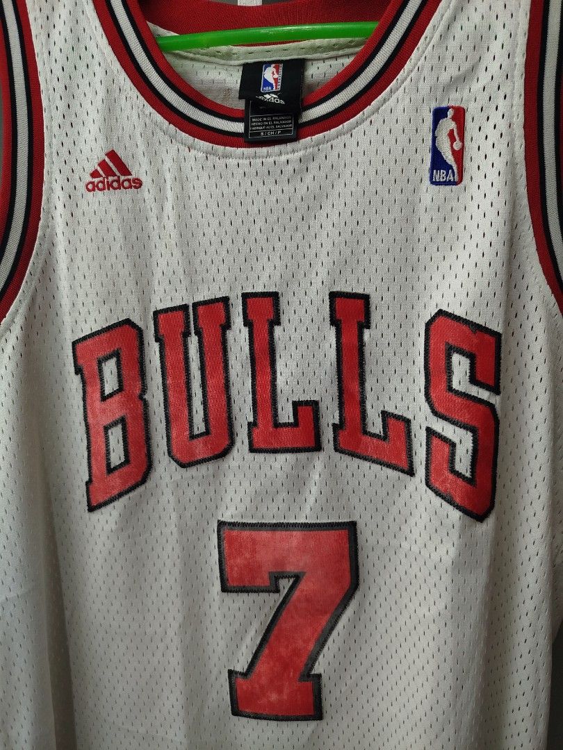 VINTAGE BULLS #7GORDON NBA (Category: Looking For) located in Lipa City. Submitted by france01825 (Listing ID 1468421386, Image 2). Description: .