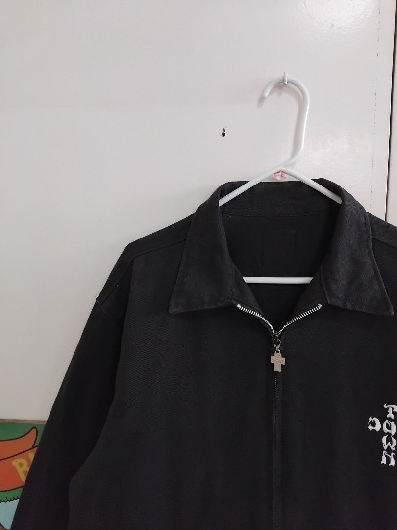 Vintage Dog Town Black Devil Sukajan Canvas Work Jacket (Category: Coats, Jackets and Outerwear) located in Pasig City. Submitted by hustlexcurate (Listing ID 1468360944, Image 3). Description: Vintage Dog Town Black Devil Sukajan Canvas Work Jacket Freesize on tag best fits XL Dimensions: 26X30.