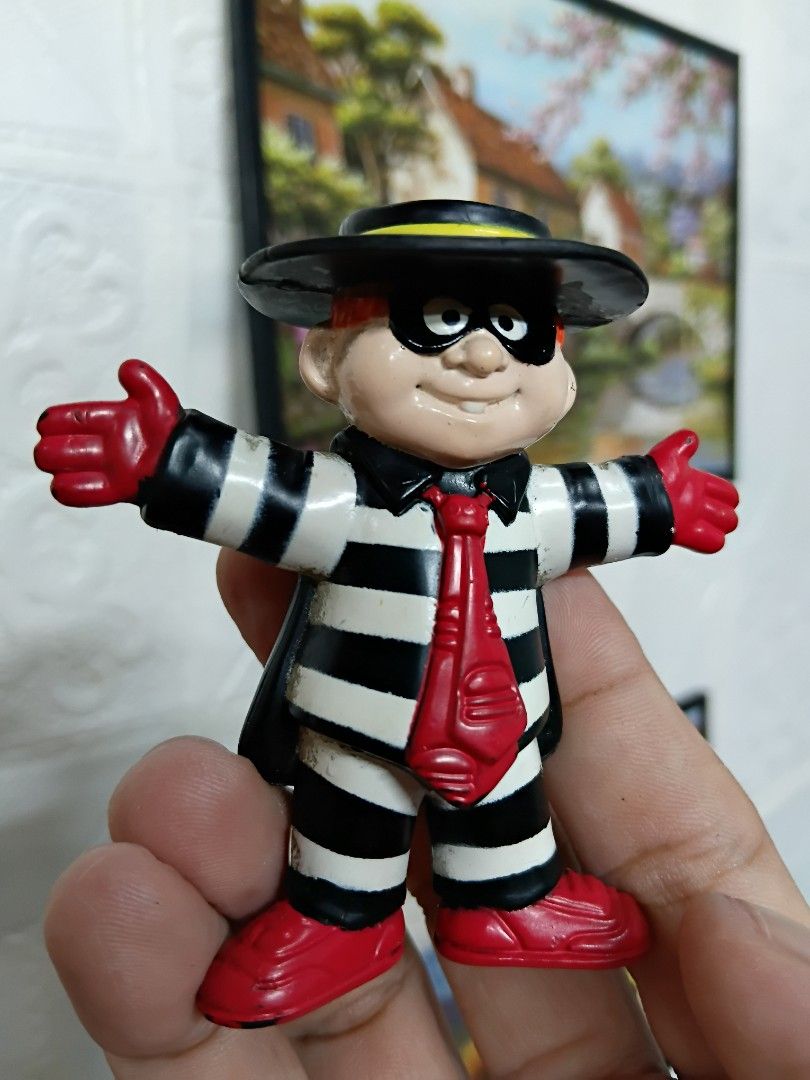 Vintage Hamburglar from Mcdonalds (Category: Vintage Collectibles) located in Quezon City. Submitted by coffeeyuki56158 (Listing ID 1468314180, Image 2). Description: Vintage Hamburglar from Mcdonalds authentic mcdonald's toy , stands at 2.5 inches tall , still in presentable condition good for those who are looking for this toy add up to their mcdonald's collection kindly check all the photos po thanks qc areas meet ups.