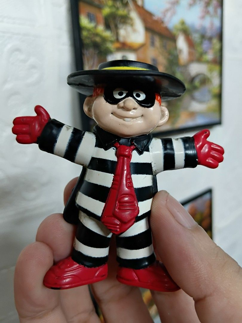 Vintage Hamburglar from Mcdonalds (Category: Vintage Collectibles) located in Quezon City. Submitted by coffeeyuki56158 (Listing ID 1468314180, Image 1). Description: Vintage Hamburglar from Mcdonalds authentic mcdonald's toy , stands at 2.5 inches tall , still in presentable condition good for those who are looking for this toy add up to their mcdonald's collection kindly check all the photos po thanks qc areas meet ups.