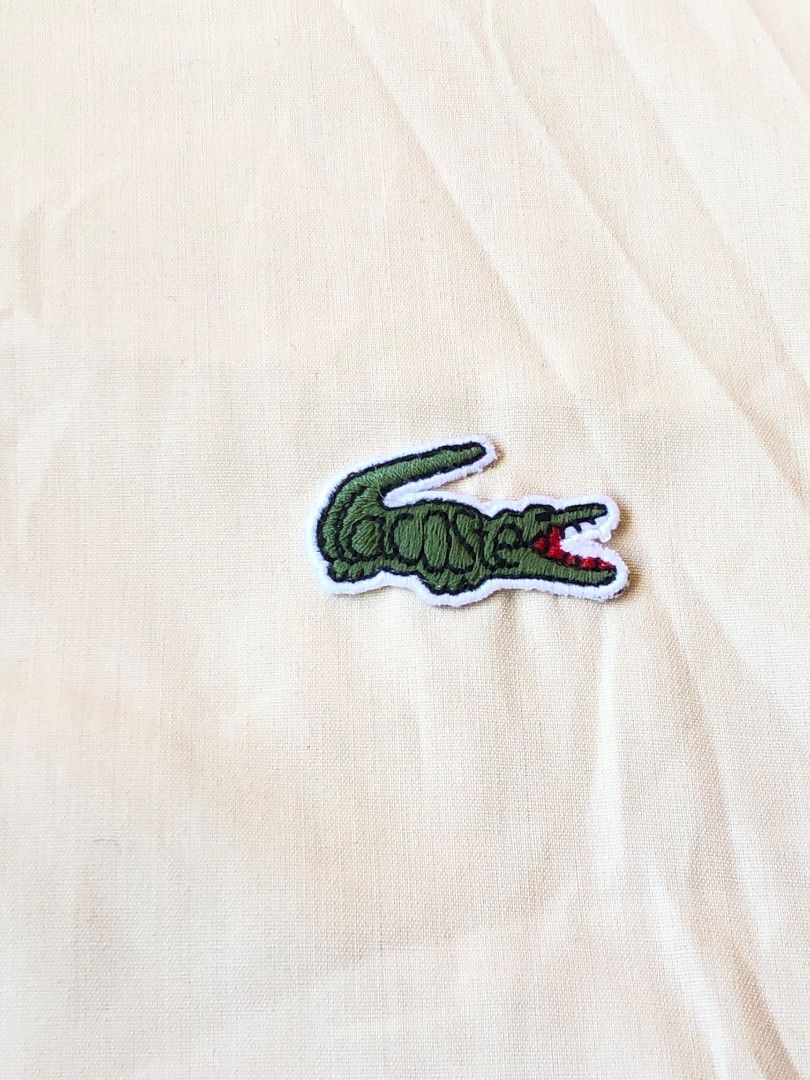 VINTAGE LACOSTE JACKET (Category: Coats, Jackets and Outerwear) located in Baybay. Submitted by dathrifted (Listing ID 1468357832, Image 2). Description: VINTAGE LACOSTE JACKET Width- 23.5 Lenght- 26.5 EXCELLENT CONDITION HONEST ISSUE: lints inner side and minimal (Dirt or Stain) not sure if removable. see last 2 pictures PM if Interested📩📩📩.