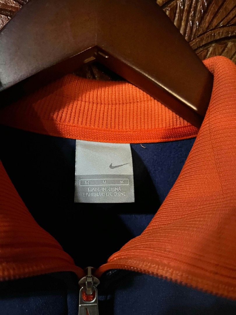 VINTAGE NIKE WAFFLE TRACK JACKET (Category: Coats, Jackets and Outerwear) located in Bulacan. Submitted by 1008.thrift (Listing ID 1468436895, Image 3). Description: VINTAGE NIKE WAFFLE TRACK JACKET W21xL26 MEDIUM NO ISSUE As NEW CONDITION.