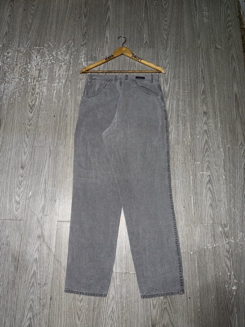 VINTAGE PATAGONIA PANTS (Category: Jeans) located in Manila. Submitted by triptothrift7 (Listing ID 1468339769, Image 2). Description: message if you are interested! for fast transaction VINTAGE PATAGONIA PANTS for only 800 size 28 to 30 waistline 30 x 41 length hem 7 no issue need wash only excellent condition color rate 9/10 authentic legit mode of payment gcash or bank transfer location Biñan laguna.