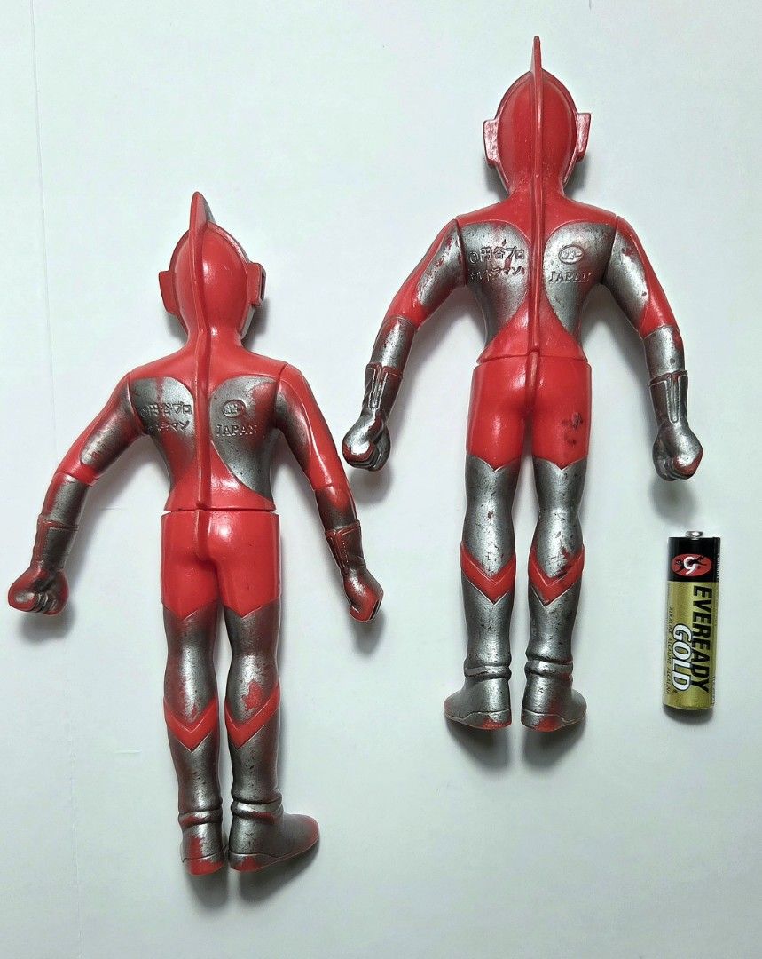 Vintage Popy Ultraman Sofubi Set (Category: Figurines & Statues) located in Las Pinas. Submitted by run800 (Listing ID 1468369709, Image 2). Description: Vintage Popy Rare From 1970s Ultraman set of 2 No broken or glued parts No breaking of set Location: Laspinas City Payment via Gcash / Bpi Shipping / Lalamove at buyer's expense. Manage your booking .