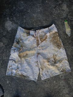 (Category: ) located in . Submitted by garments17 (Listing ID 1468339238, Image 1). Description: .