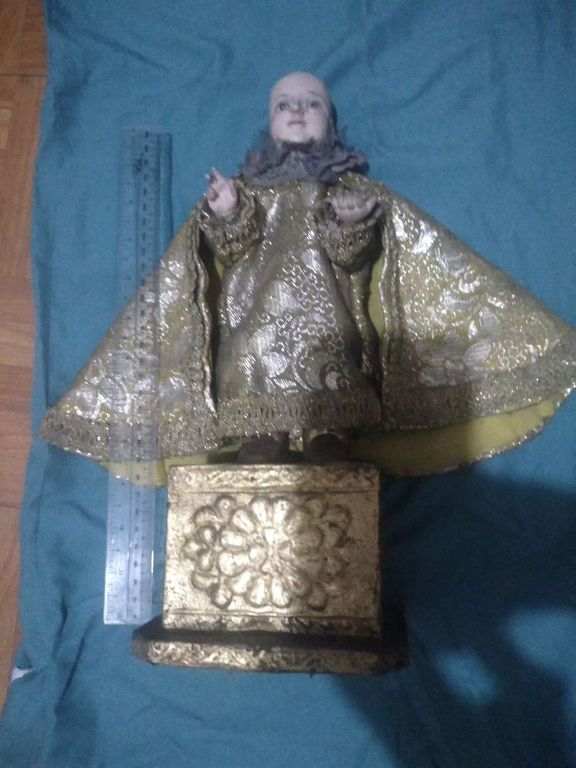 Vintage religious images (Category: Religious Items) located in Caloocan City. Submitted by rainestona16412 (Listing ID 1468352528, Image 2). Description: Vintage wood carvings.