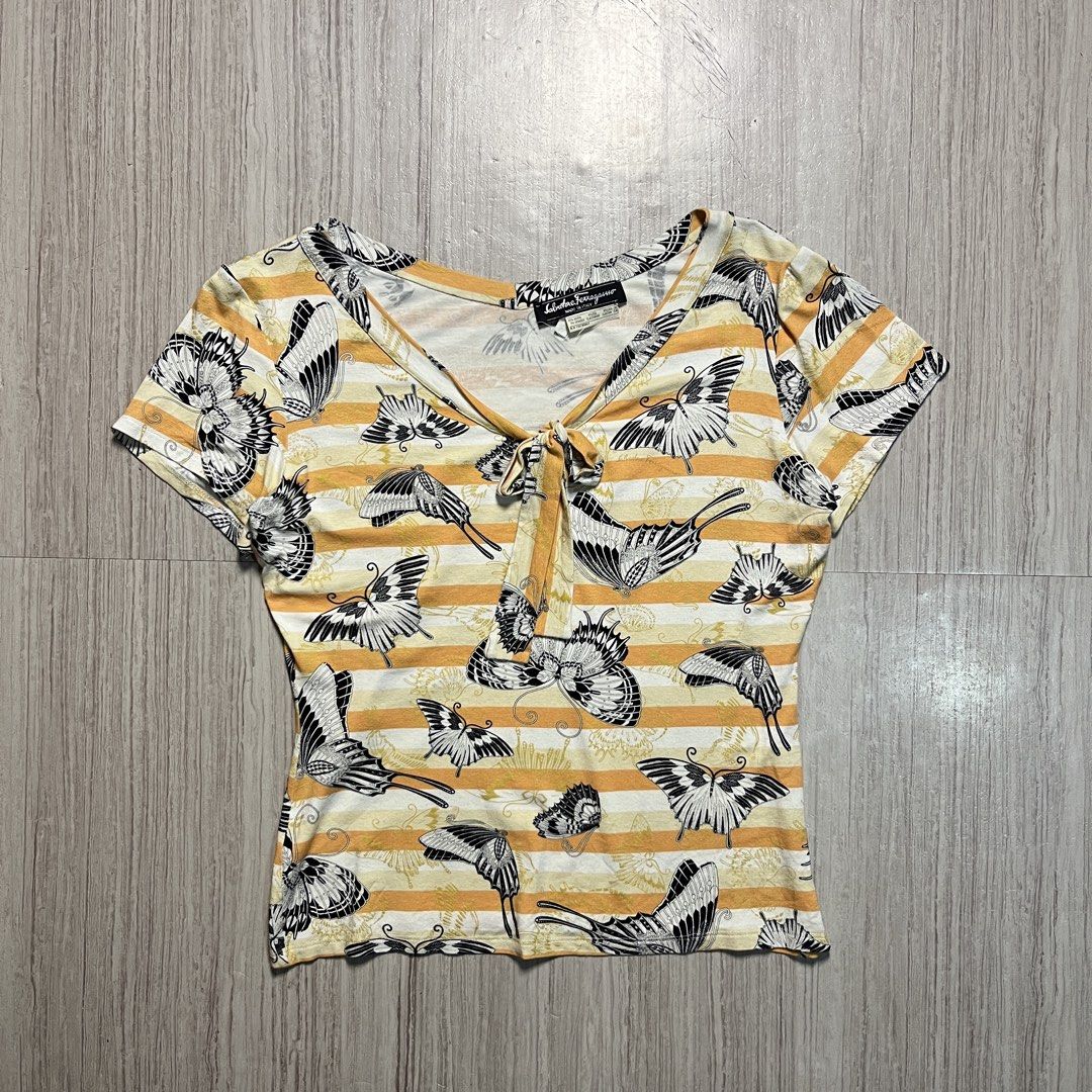 Vintage Salvatore Ferragamo Top (Category: Shirts) located in Cebu City. Submitted by franceuy (Listing ID 1468390992, Image 1). Description: Excellent Condition No Issue W-16.5 L-21 Color rate: 9/10 Cebu City📍.
