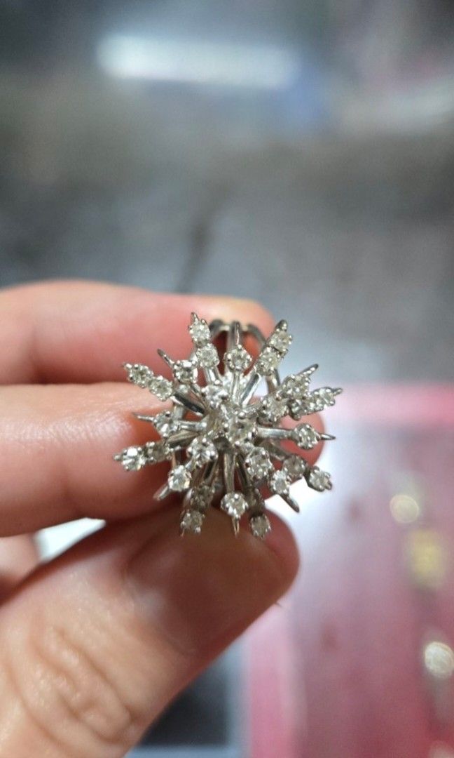 Vintage Snowflake Starburst Cluster Ring BRILYANTE (Category: Rings) located in Manila. Submitted by silentphoenix.799537 (Listing ID 1468372565, Image 1). Description: Vintage! For Jewelry Enthusiasts! 14K 7.5g 5.5 Ring Size BRILLANTE!.