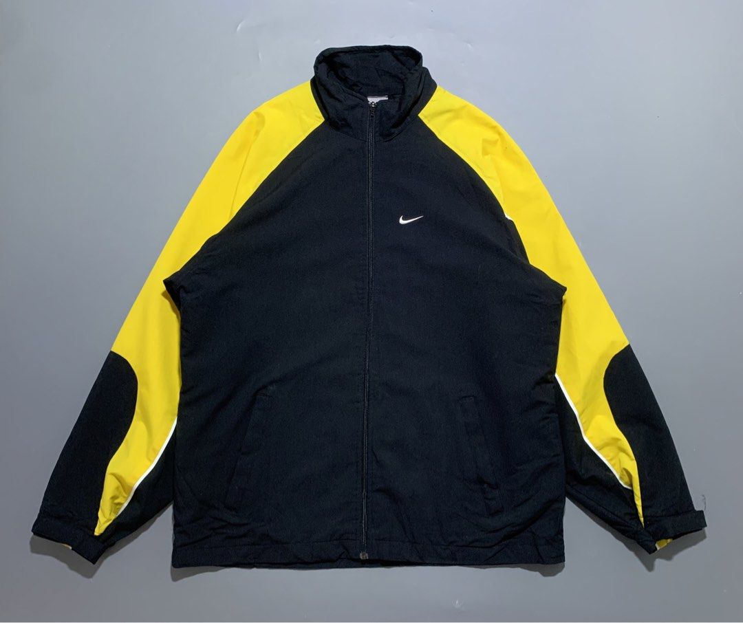Vintage Y2K Nike 2000s Track Jacket (Category: Coats, Jackets and Outerwear) located in Mabalacat. Submitted by thrift_trap (Listing ID 1468411386, Image 1). Description: Dimes: W23.5 x L28 (Size: XL on tag) Condition: Excellent Issue (s): See pics, minimal stain Color rate: 9.5/10 Complete tags🏷️ Color may vary due lighting‼️.