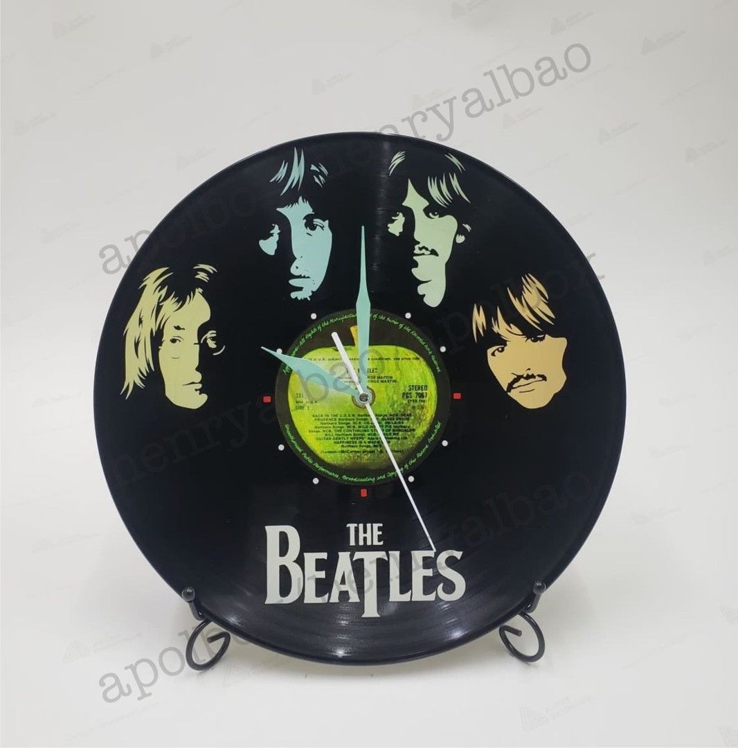 Vinyl Record wall clock (Category: Vintage Collectibles) located in Quezon City. Submitted by apolbox (Listing ID 1468370828, Image 1). Description: For Sale vinyl record wall clock with artist design and label pwedeng pang gift sa tito at tita nasa pic na yung ibang details pwedeng pick up sa malapit lang hindi po sya ready for pick up agad, wala pa kasi sya sa box, order now pick up tomorrow page: apolbox pick up: Galas QC / Carissa 6 SJDM than