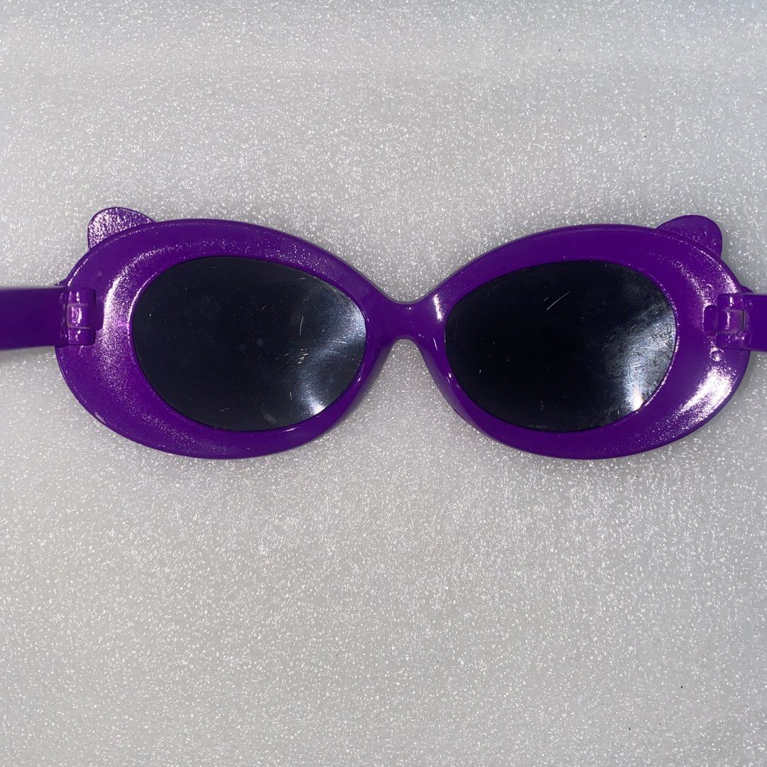Violet Hello Kitty Sunglasses (Category: Sunglasses & Eyewear) located in Bulacan. Submitted by jexmd (Listing ID 1468295478, Image 3). Description: .