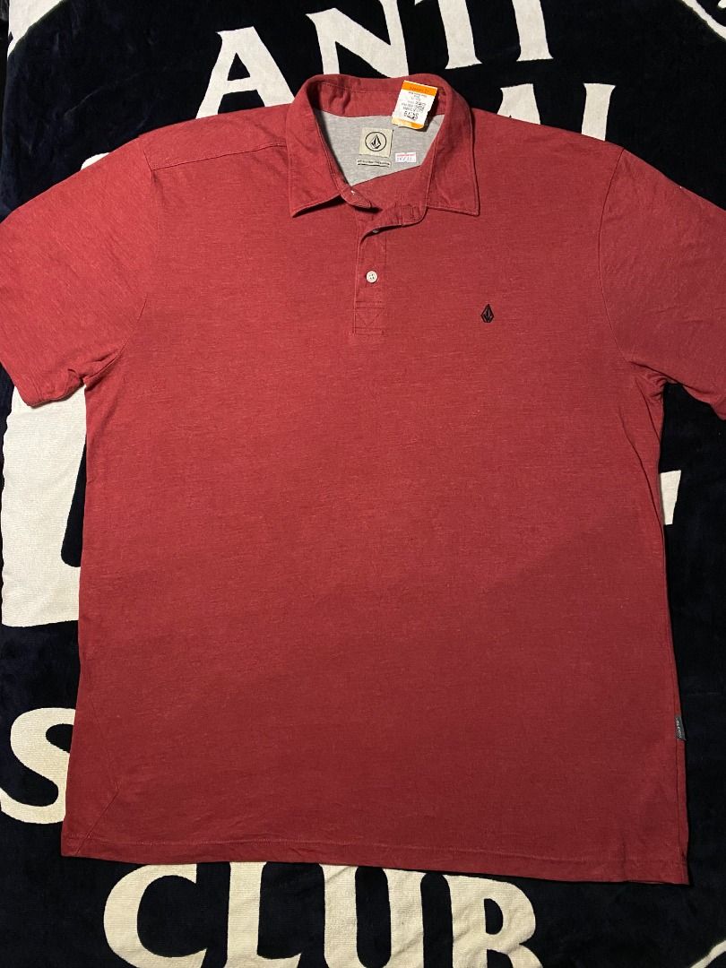 Volcom polo shirt | skate (Category: Tshirts & Polo Shirts ) located in Las Pinas. Submitted by all_details_posted (Listing ID 1468422182, Image 1). Description: small minimal lints.