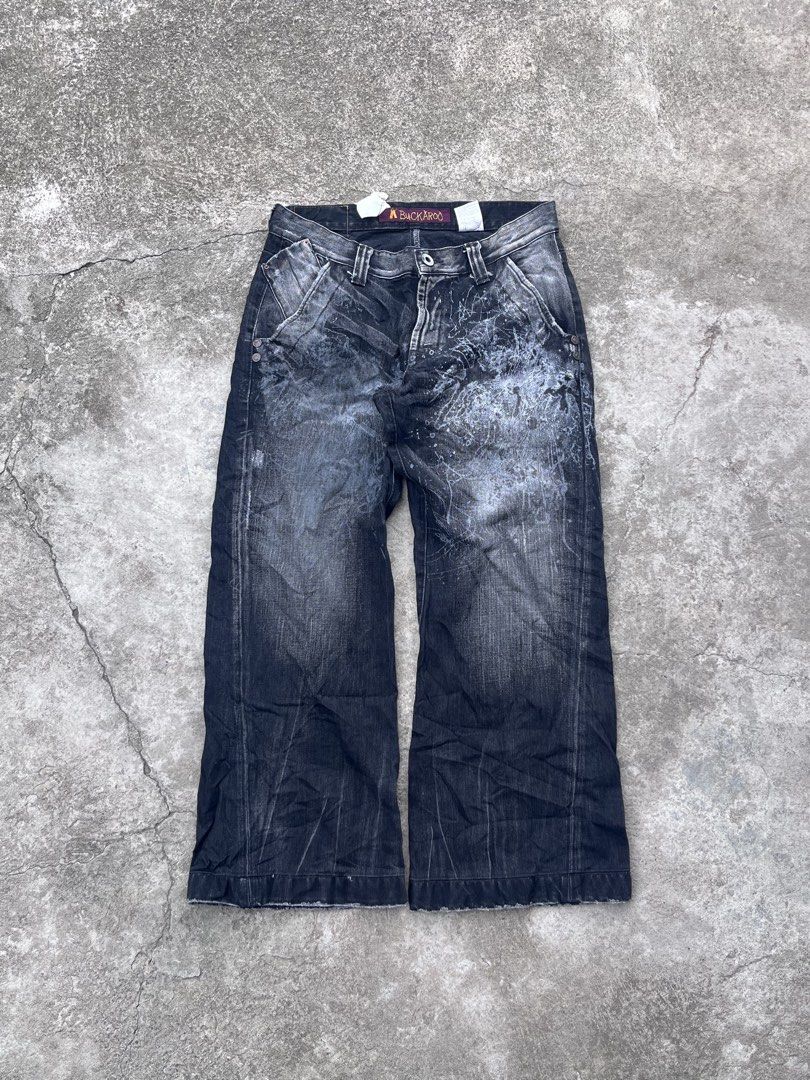 Vtg Buckaroo Wash Jeans (Category: Jeans) located in M'Lang. Submitted by sourcevtg_thrft (Listing ID 1468343288, Image 1). Description: - Dimensions: 32Waist x 37Length - Leg opening: 8Inches - Distressed - Paint Wash Design.