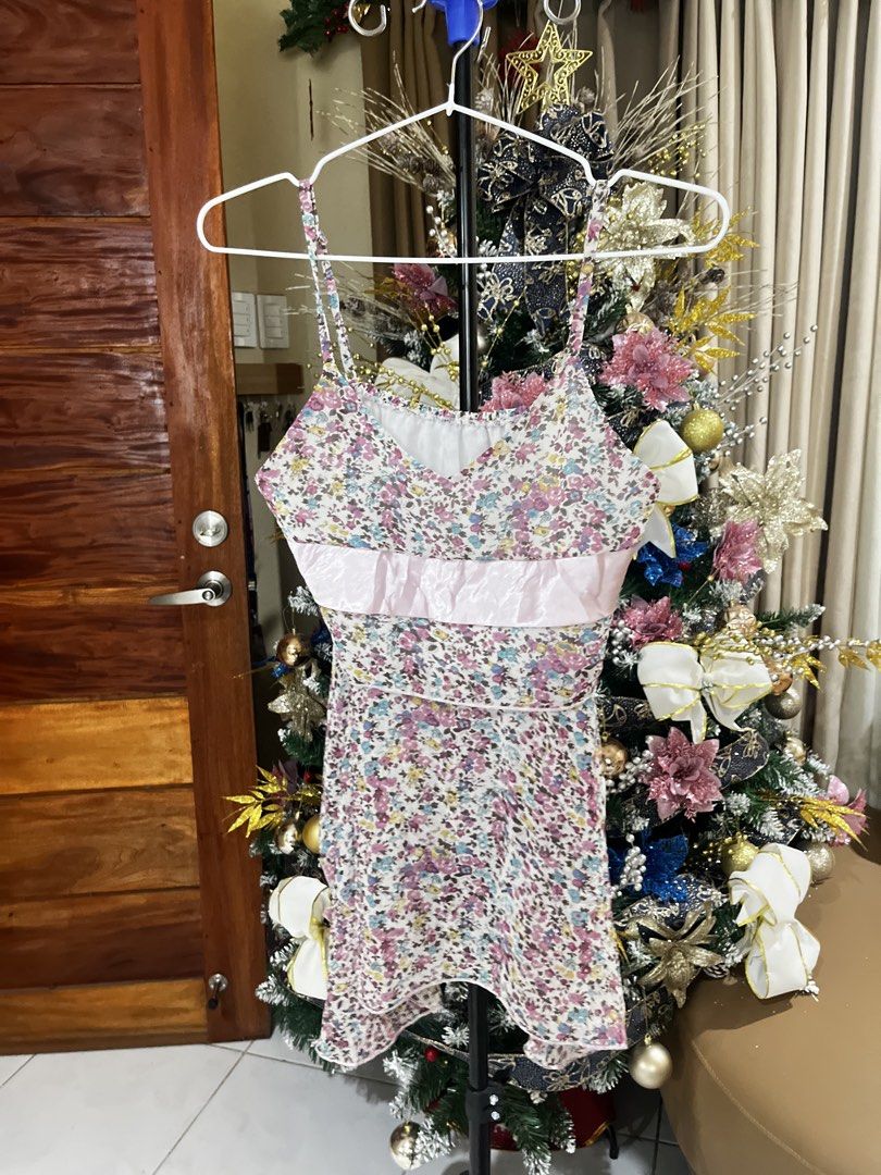 WHIMSY TOP (Category: Others Tops) located in Butuan. Submitted by darlingdressco. (Listing ID 1468411433, Image 1). Description: .