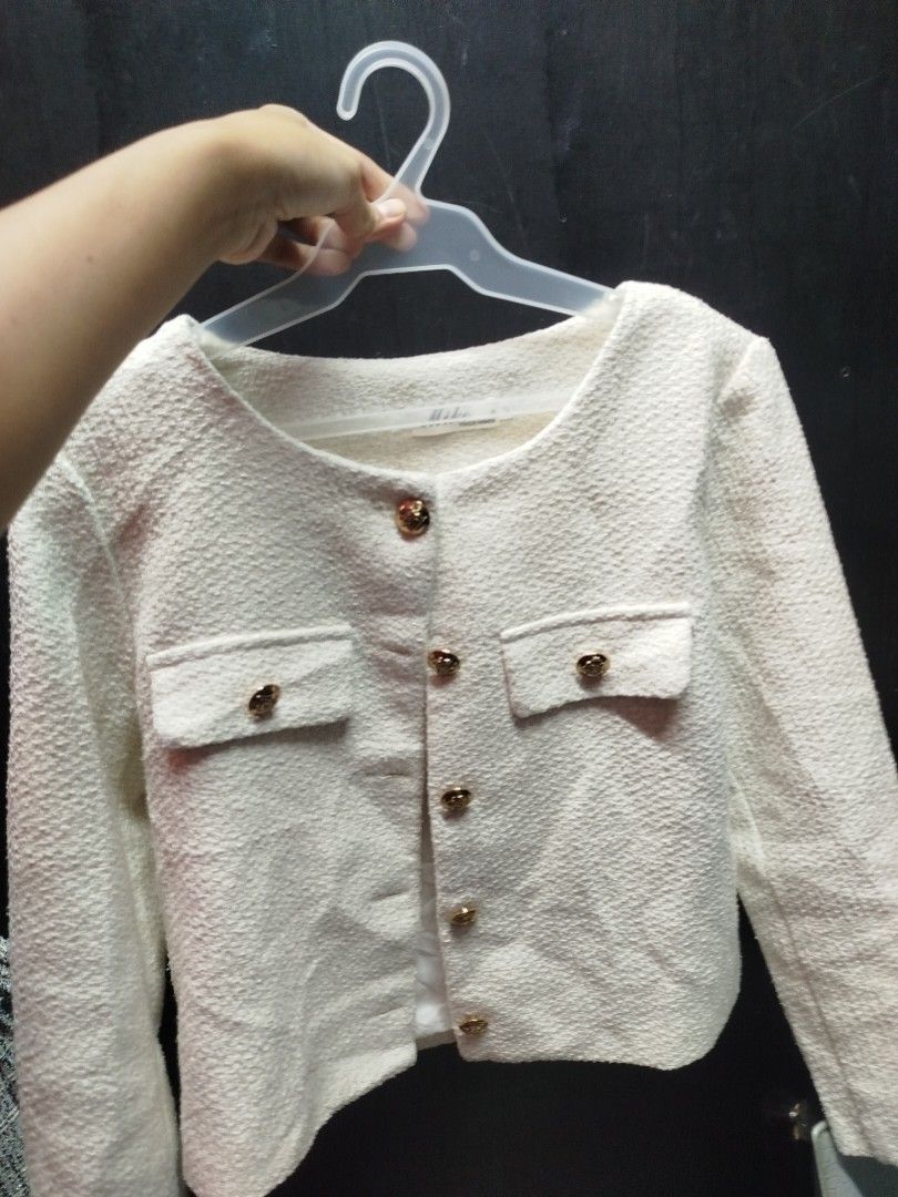White Tweed Crop Jacket with Gold Buttons (Category: Coats, Jackets and Outerwear) located in Quezon City. Submitted by cuteitemsonlyyy (Listing ID 1468417145, Image 1). Description: - Color: White - Style: Tweed jacket with round neckline and long sleeves - Details: Front button closure and two faux chest pockets with gold-toned hardware - Fit: Cropped and structured.
