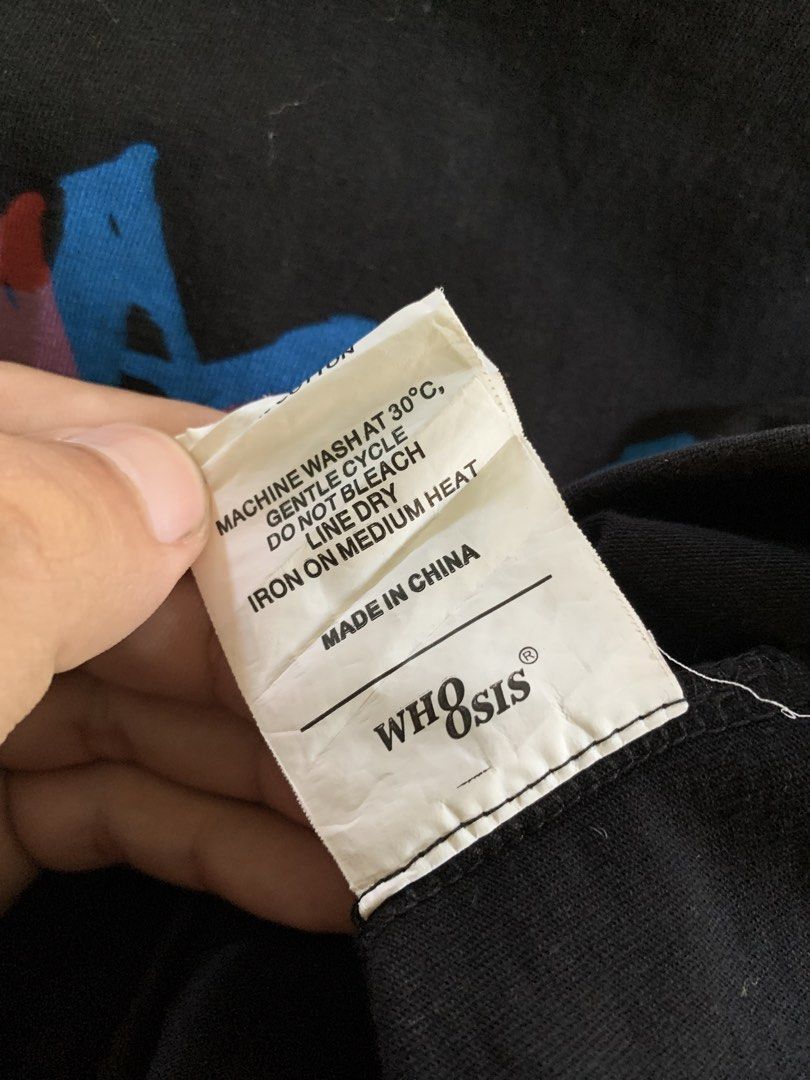 Whoosis (Category: Tshirts & Polo Shirts ) located in Mexico. Submitted by rabbit.hole_thrift (Listing ID 1468345382, Image 3). Description: Whoosis Xl on tags 24x31 excellent condi need wash.