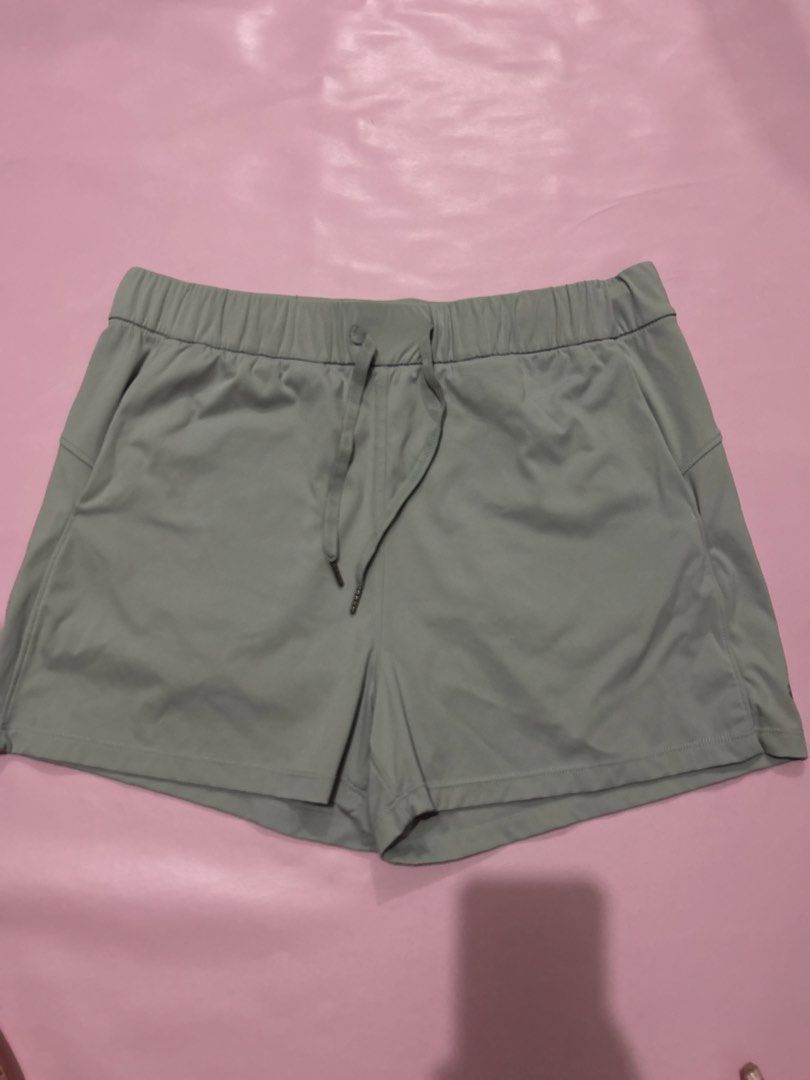 Willit Active Short (Category: Activewear) located in Manila. Submitted by chen_clybelles (Listing ID 1468424962, Image 1). Description: .