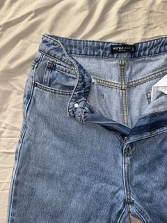 (Category: ) located in . Submitted by uol77 (Listing ID 1468357551, Image 1). Description: .